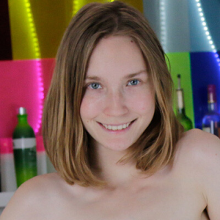 Claire Roos - Pornstar Profile on xNight